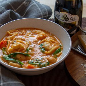 creamy tomato tortellini soup