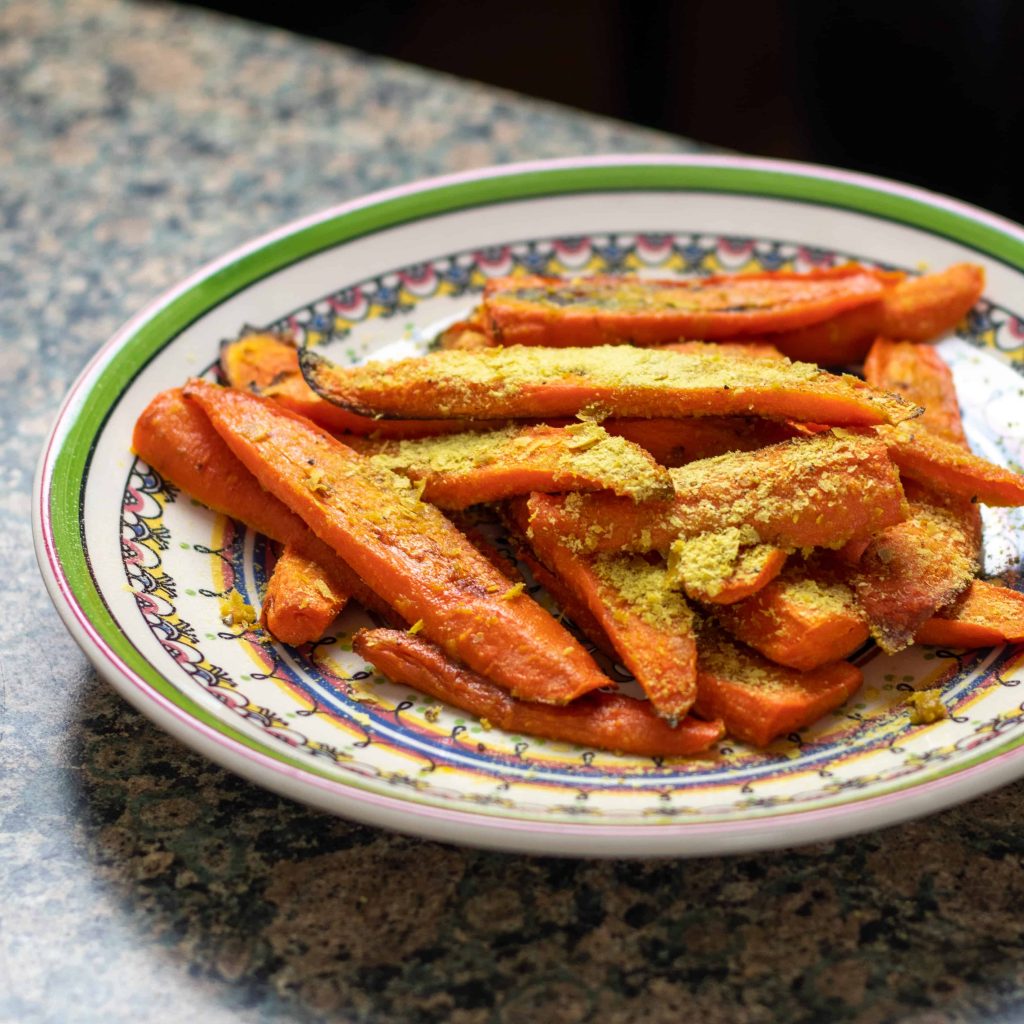 roasted carrots with nutritional yeast