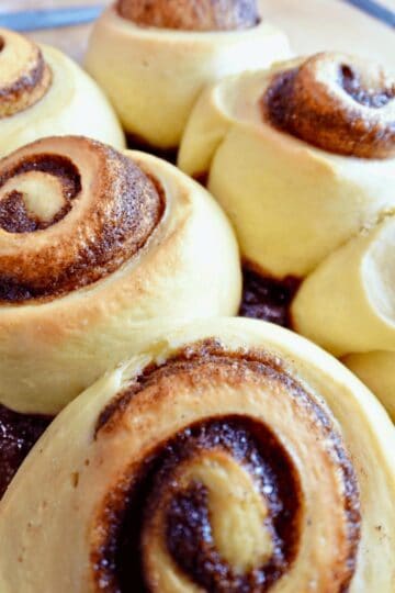 Closeup shot of baked cinnamon rolls.
