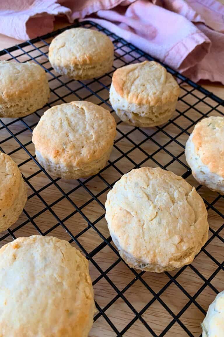 olive oil biscuits cooling on a cooling rack.